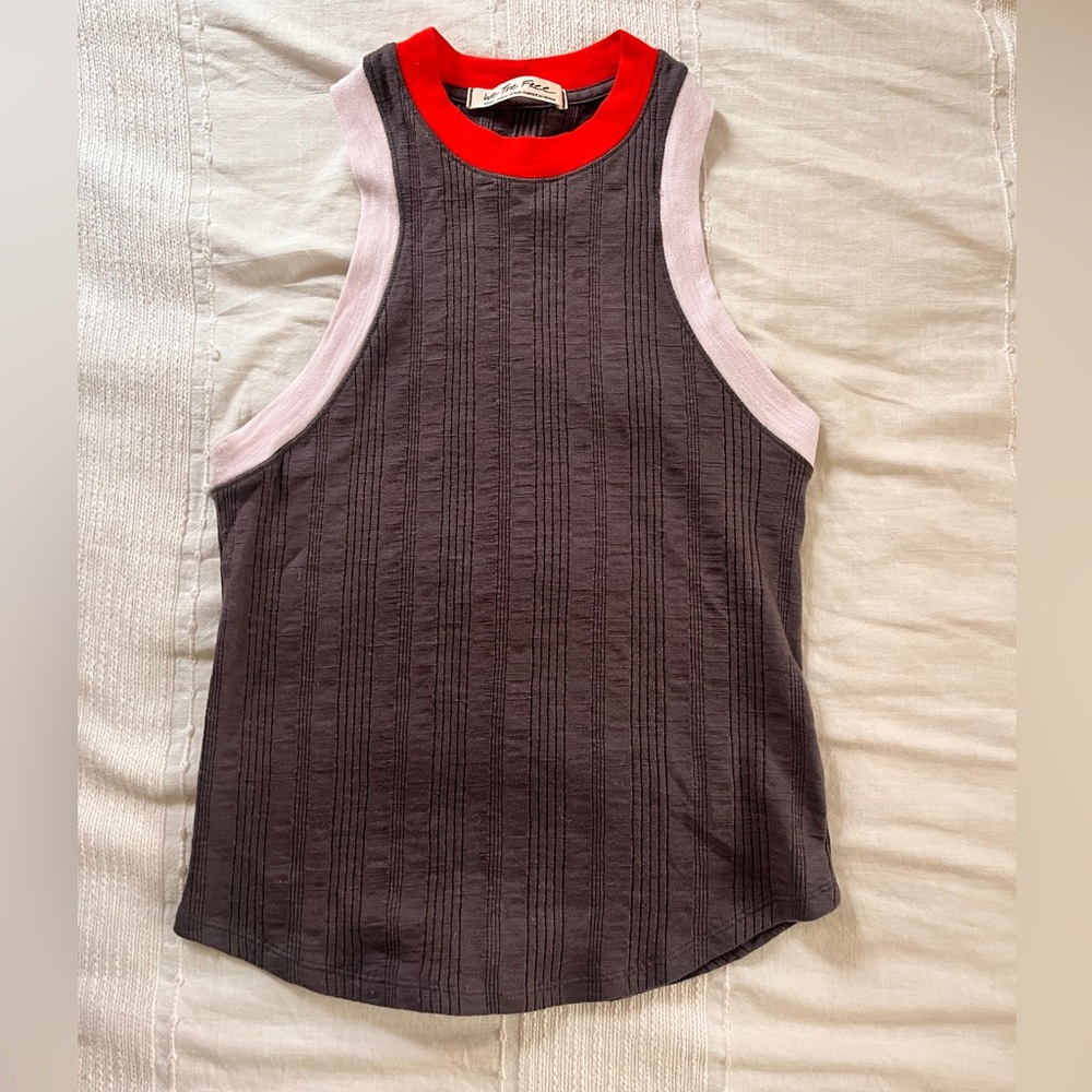 We The Free Tank Size Small - Picture 5 of 6